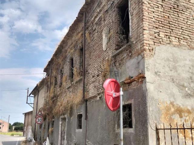 Villetta indipendente in vendita di 351 m² in Via Pieve, 57