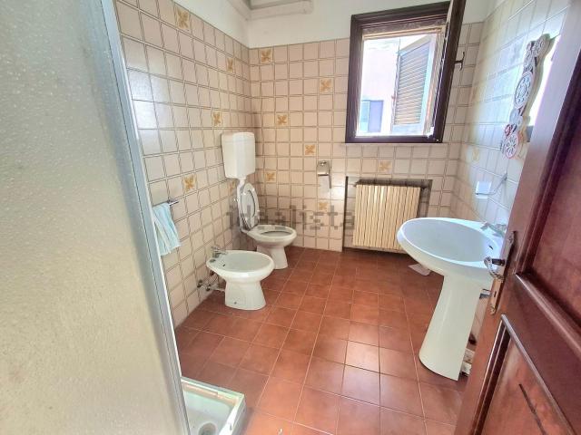 Villetta indipendente in vendita di 354 m² in Via di là dell&apos Acqua