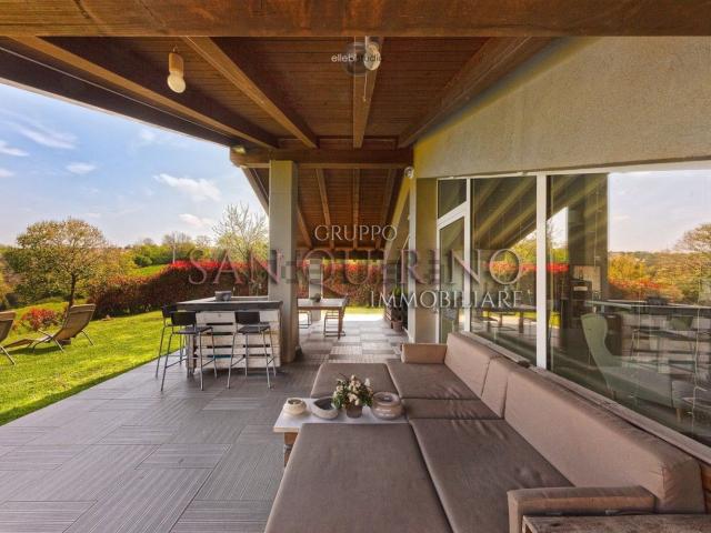 Villetta indipendente in vendita di 355 m²