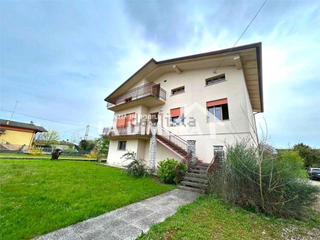 Villetta indipendente in vendita di 355 m²