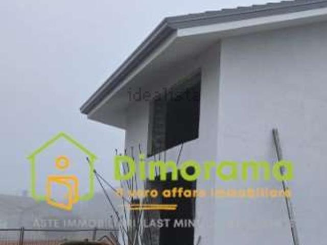 Villetta indipendente in vendita di 355 m² in Via Giuseppe Garibaldi, 18