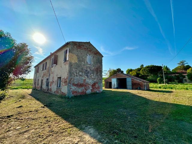 Villetta indipendente in vendita di 356 m² in Via Aldo Chiorboli