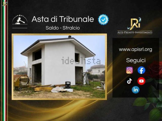 Villetta indipendente in vendita di 356 m² in Via Giuseppe Garibaldi, 18