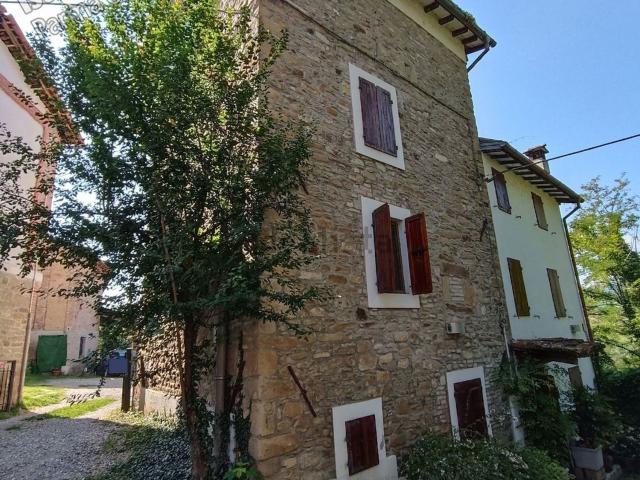 Villetta indipendente in vendita di 357 m² in Strada Paderna, 14