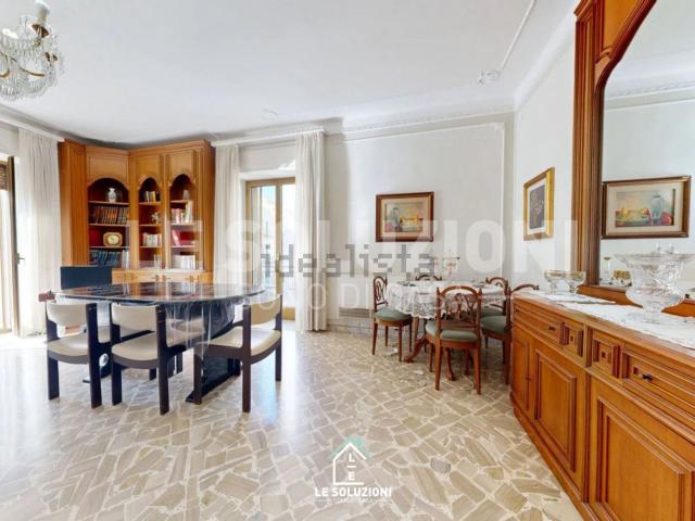 Villetta indipendente in vendita di 360 m² in Via G. Carducci, 6
