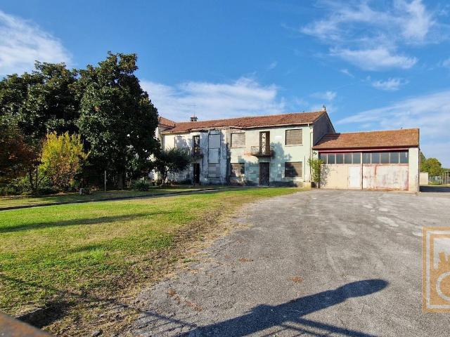 Villetta indipendente in vendita di 360 m² in Via G. Ciardi