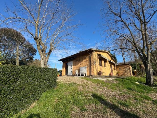 Villetta indipendente in vendita di 90 m² in Via della Villa