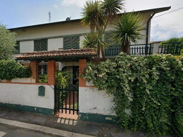 Villetta indipendente in vendita di 360 m² in Via Ferdinando Magellano, 8