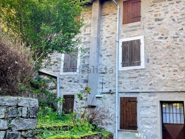 Villetta indipendente in vendita di 360 m² in Via Roma, 218