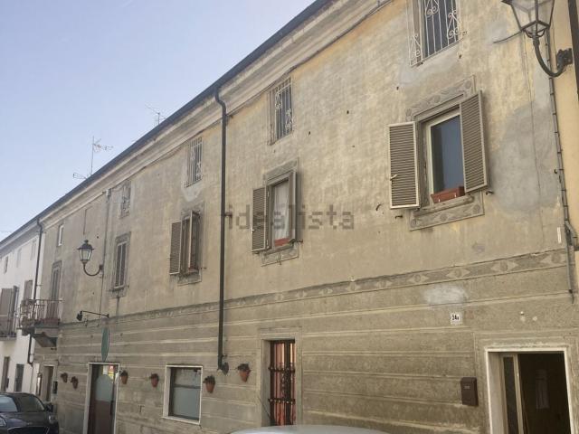 Villetta indipendente in vendita di 360 m² in Via Roma, 24