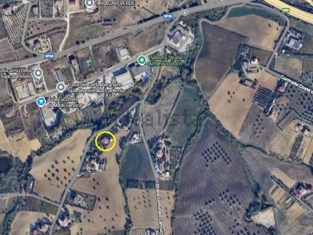 Villetta indipendente in vendita di 360 m² in Contrada Camerino