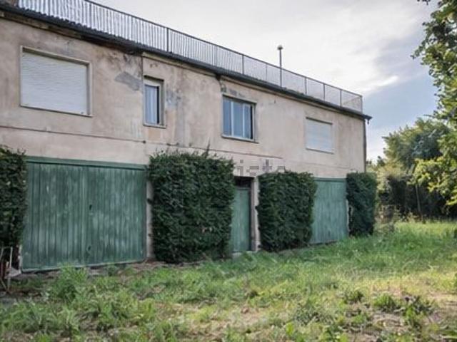 Villetta indipendente in vendita di 360 m² in Piazza Garibaldi