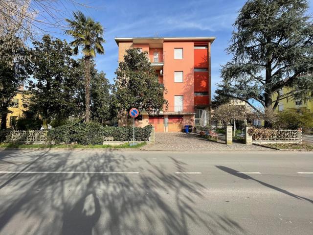 Villetta indipendente in vendita di 363 m² in Via G. Matteotti, 82