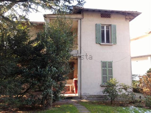 Villetta indipendente in vendita di 365 m²