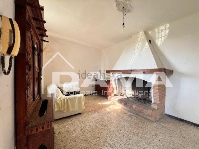 Villetta indipendente in vendita di 365 m²