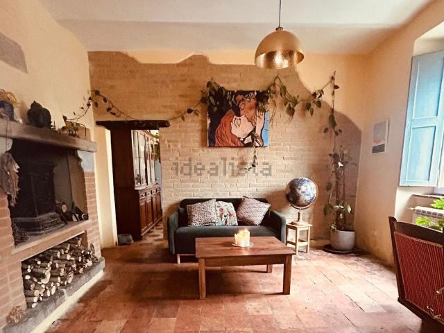 Villetta indipendente in vendita di 365 m² in Via A. Costa