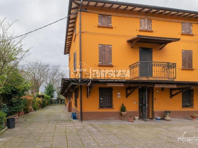 Villetta indipendente in vendita di 365 m² in Via Roma, 174