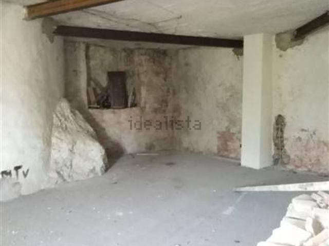 Villetta indipendente in vendita di 367 m² in Via Castiglione