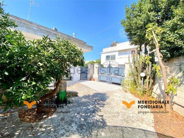 Villetta indipendente in vendita di 367 m² in Via Antonio Gramsci, 10