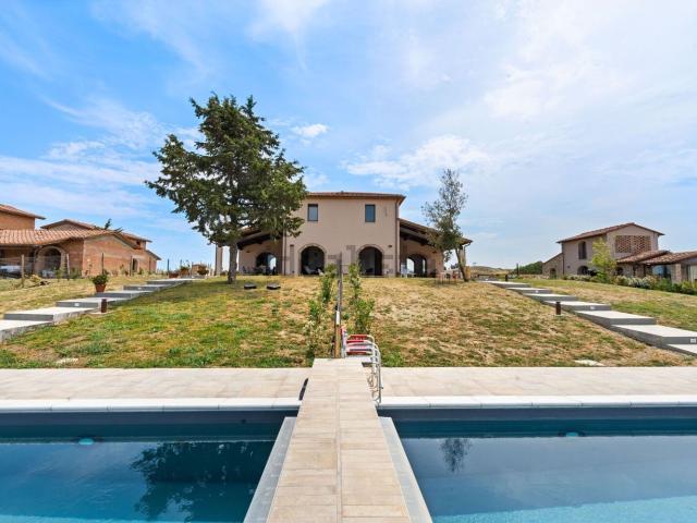 Villetta indipendente in vendita di 368 m² in Piazza Vittorio Veneto, 19