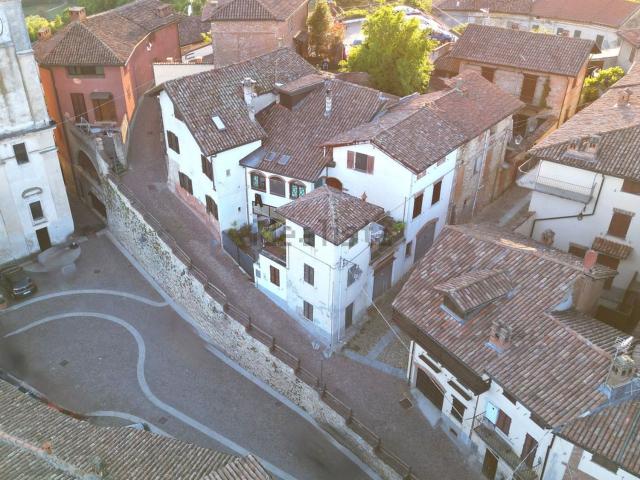Villetta indipendente in vendita di 36 m² in Via Castellaro, 1