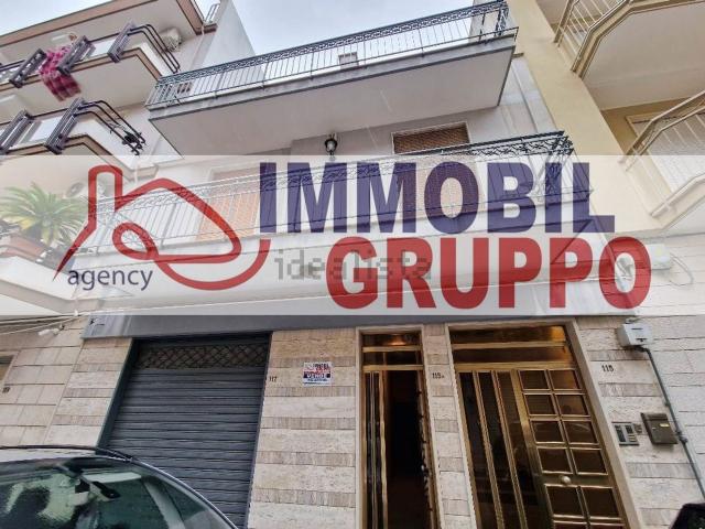 Villetta indipendente in vendita di 370 m² in Via Calatafimi