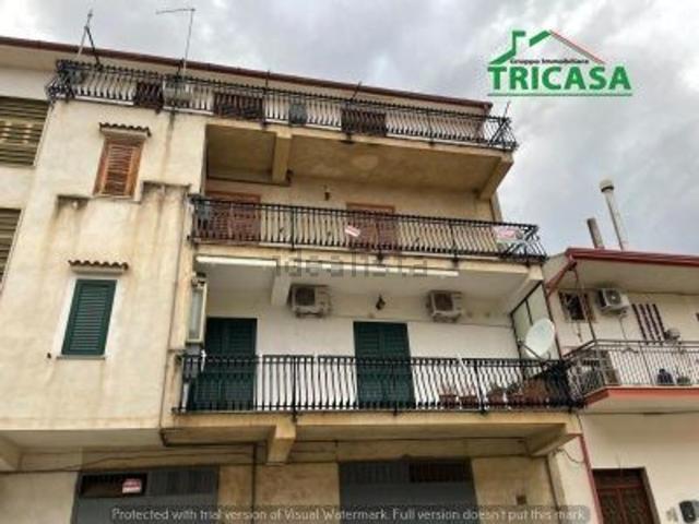 Villetta indipendente in vendita di 370 m² in Via Alessandro Manzoni