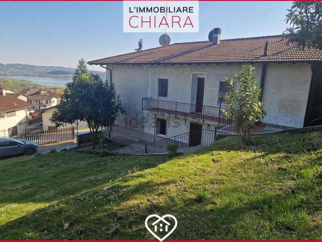 Villetta indipendente in vendita di 370 m² in Via San Candido, 25