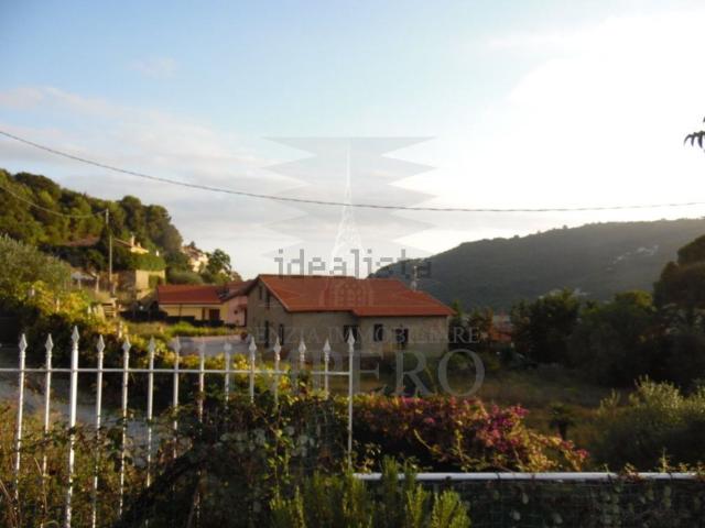 Villetta indipendente in vendita di 370 m² in Via Turistica, 172