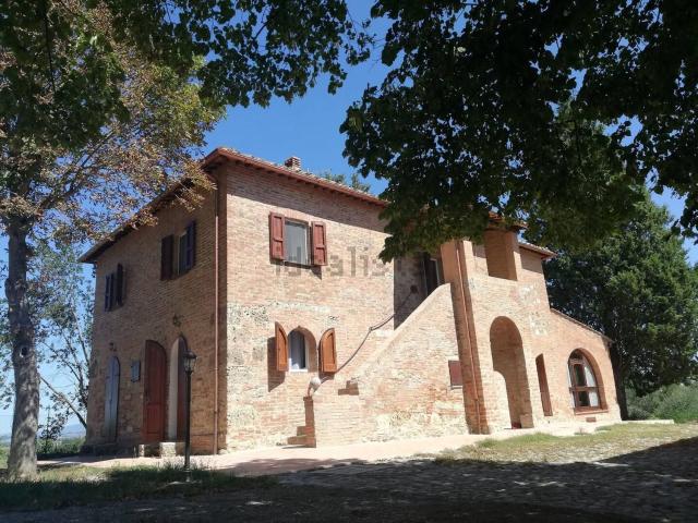 Villetta indipendente in vendita di 370 m² in Località Sant&apos Anna di Macciano