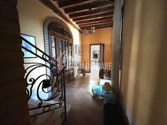 Villetta indipendente in vendita di 370 m² in Piazza Giacomo Matteotti, 11