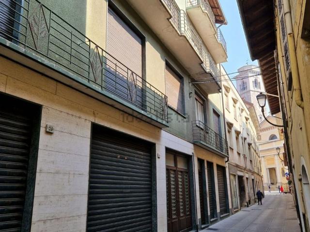 Villetta indipendente in vendita di 372 m² in Via Dottore Ferro