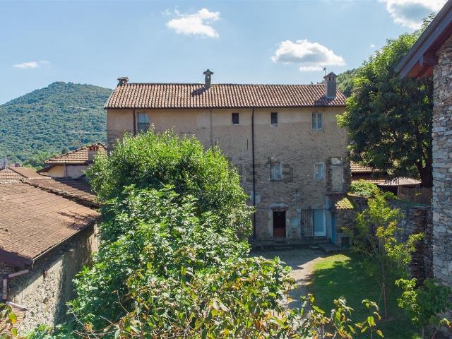 Villetta indipendente in vendita di 374 m² in Via Grisana, 23
