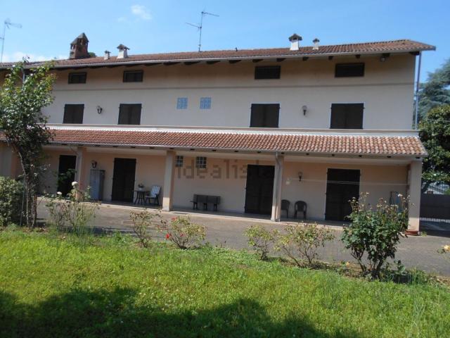 Villetta indipendente in vendita di 374 m² in Via Guido Bobba, 9