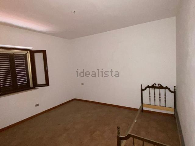 Villetta indipendente in vendita di 375 m² in Via Alessandro Volta, 18