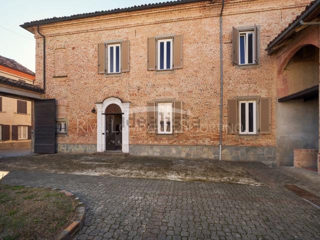 Villetta indipendente in vendita di 375 m² in Via Gian Battista Binello, 43