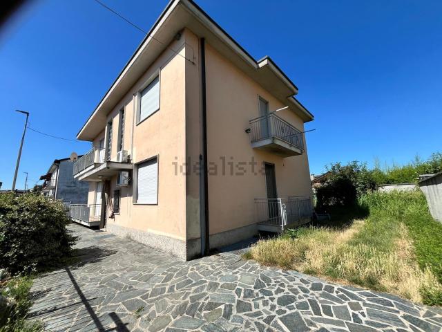 Villetta indipendente in vendita di 375 m² in Via De Nicola, 13