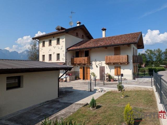 Villetta indipendente in vendita di 375 m² in Via Madeago, 26