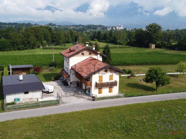 Villetta indipendente in vendita di 375 m² in Via Madeago, 26