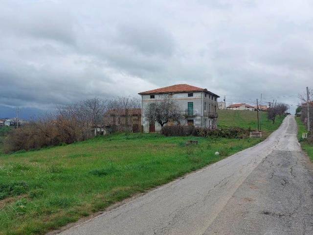Villetta indipendente in vendita di 376 m² in Via Lentesco, 14
