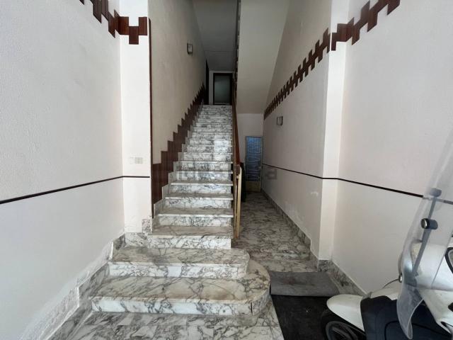 Villetta indipendente in vendita di 376 m² in Via Pace, 41