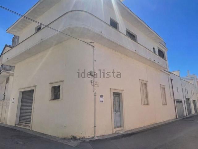Villetta indipendente in vendita di 377 m² in Via G. Verdi, 35