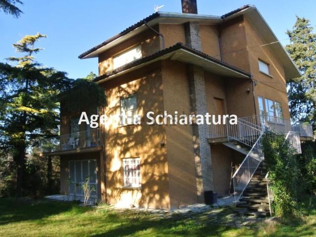 Villetta indipendente in vendita di 380 m²