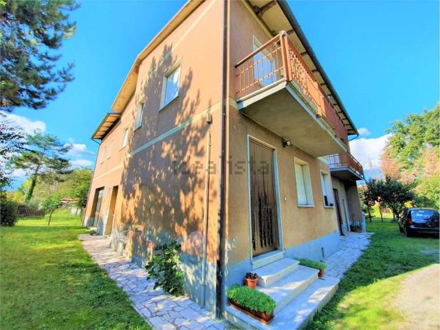 Villetta indipendente in vendita di 380 m²