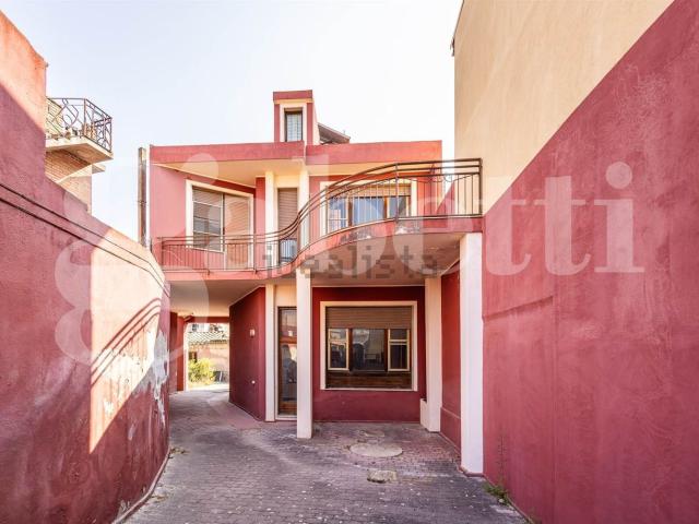 Villetta indipendente in vendita di 350 m²