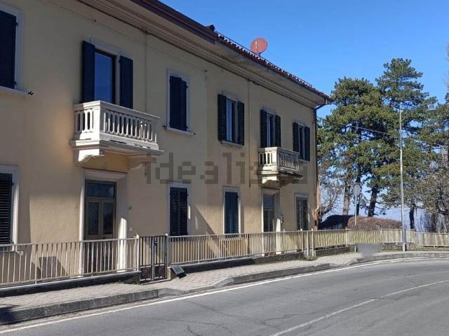 Villetta indipendente in vendita di 380 m² in Via Bolognese