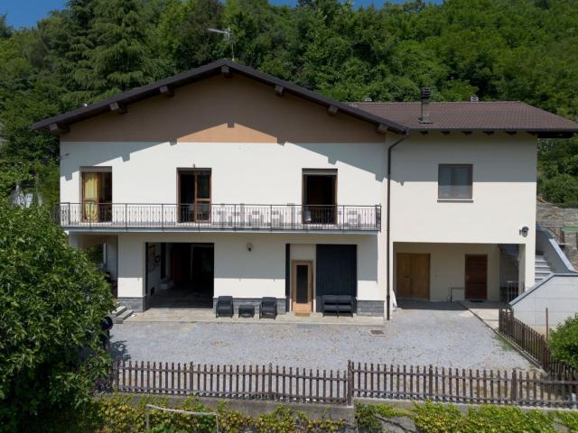 Villetta indipendente in vendita di 380 m² in Via Giuseppe Verdi, 19
