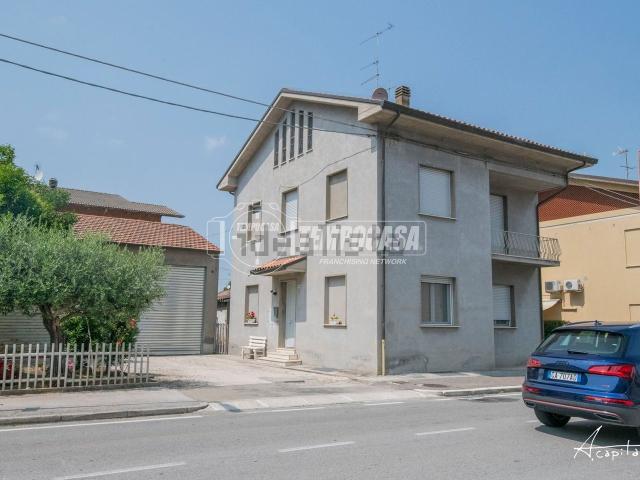 Villetta indipendente in vendita di 380 m² in Via San Vittore, 1550