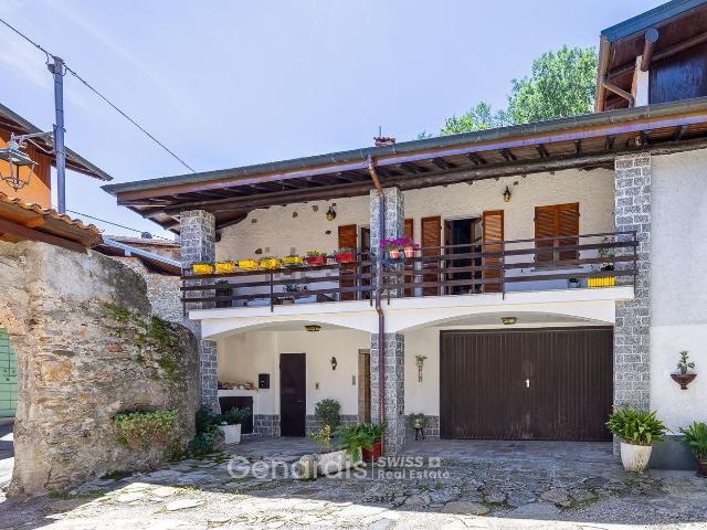 Villetta indipendente in vendita di 382 m² in Via Mazzini