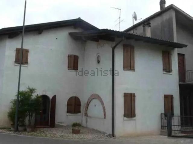 Villetta indipendente in vendita di 384 m² in Traversa Capitello, 28
